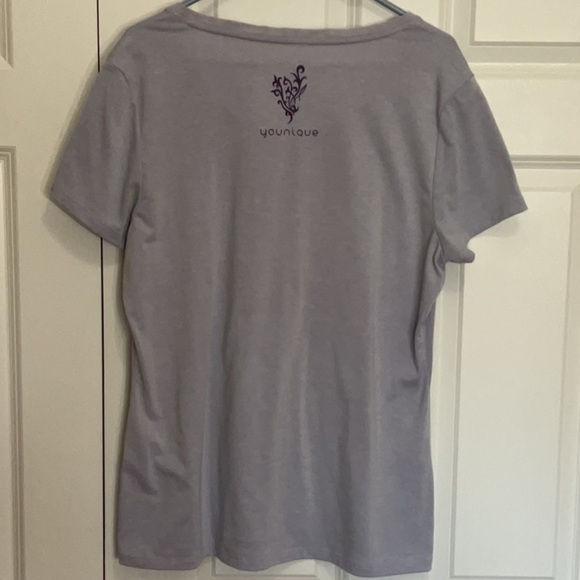 Younique Live Love Lashes Tee - Picture 4 of 5